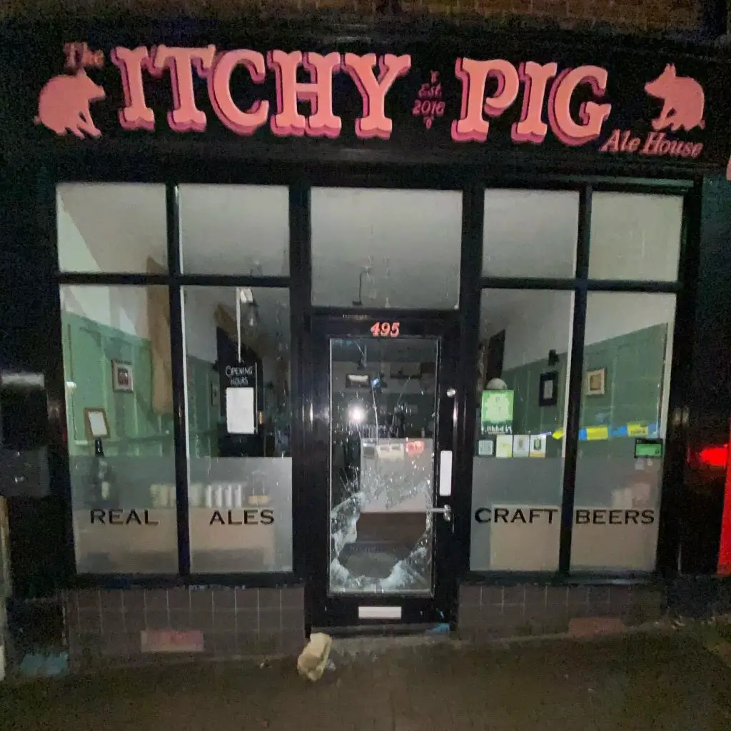 Itchy Pig